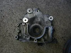 OEM 059103153K Carcasa Eje Bomba Aceite 2.5 TDI V6