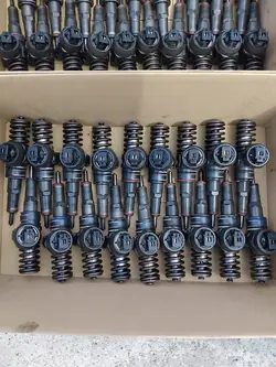 Bosch 038130073AL Polttoaineen Ruisku