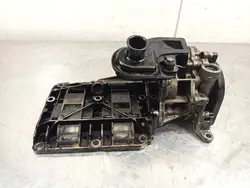 Pompe à huile d'occasion OEM 7798014-06 BMW Série 1