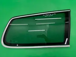 Vitre latérale droite arrière pilier D OEM VW Passat B6