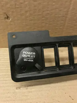 OEM 6K0857061 Etu 12V-pistorasia Seat Cordoballe