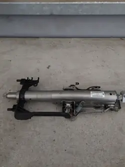 Colonne de direction BMW 2 F46 F45 Croisillon OEM