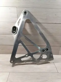 Tirante de suspensión BMW M3 G80 OEM 9504171