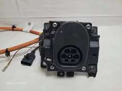 Prise de charge Audi OE 4KL971106K côté droit