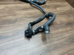 Pompe à eau Mercedes-Benz A2118350028