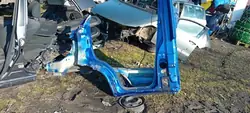 IVECO #147 Cuarto Panel Izquierdo Delantero Rail Pilar