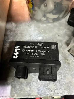 Relé de vela OEM HPLA12B533AA para Land Rover