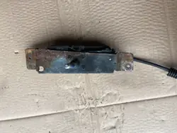 Motor limpiafaros izquierdo OEM 0390206219 Volvo V70