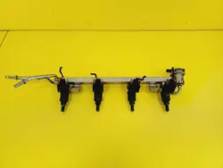 Einspritzleiste Audi A3 8L 1.8 B 06A906031D / 06A133035