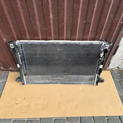 AUDI Q5 80A Radiador de agua y AC 80A121251D