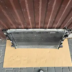 AUDI Q5 80A Radiateur d'eau et AC 80A121251D
