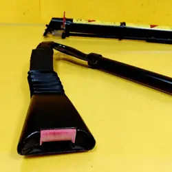 Bältesspänne fram höger OEM DRC100364