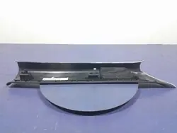 Skoda Superb III A-pilarin kansi vasen OEM 3V0867233A