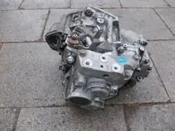 Manuaalivaihteisto Volkswagen Golf V, Touran 02Q301103C