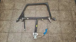 Etummaisen vasemman ikkunan nosturin moottori AUDI A4 B6 8E0837461B