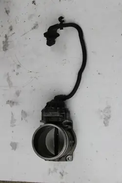 MAN Kaasutinventtiili OEM 51094137018 - Käytetty