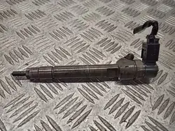 Inyector Chrysler PT Cruiser 2.2 CRD A6110700987