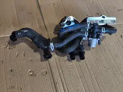Pompe à eau Volvo & Tuyaux OEM 32222110 XC40 II
