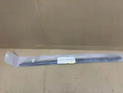 OEM 6821052030 Raspador Puerta Delantera Izq Toyota Yaris