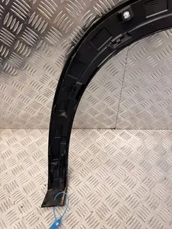OEM 767198286R Vasen takalokasuoja Renault Australille