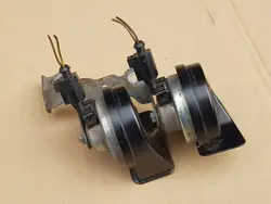 Conjunto de Buzinas Audi A3 8P - 08-13 - Original - Fiamm