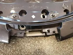 Begagnad Nissan Leaf I bakluckespoiler OEM 960303N0FA