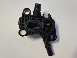 Öljynjäähdyttimen termostaatti OEM 72442887 BMW B57 3.0d