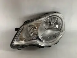 Farol dianteiro esquerdo Volkswagen Polo 05-08 6Q1941007AR