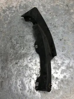 Fram Höger Stänkskydd Audi Q5