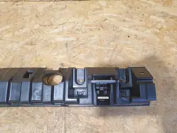 BMW IX I20 Katotelineen Kiinnitys OEM 9890991