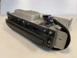 Audi Q7 4M navigointinäyttö OEM 4M0857273AGZ5