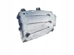 SUPERB B8 Protetor de Chassi Direito Traseiro OEM 3V0825205A