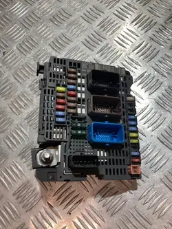 BSM-ohjausmoduuli OEM 9807091980 C4 Grand Picasso