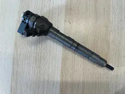 VW SEAT SKODA AUDI Einspritzdüse 04L130277E