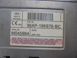 Radio d'origine Ford Fiesta MK4 OEM 96AP-18K876-BC
