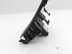 Port USB Arrière Mercedes-Benz EQA 2022 OEM A2478207802