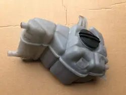 Audi A8 S8 D4 2009-2017 Kühlmittelbehälter 4H0121403G