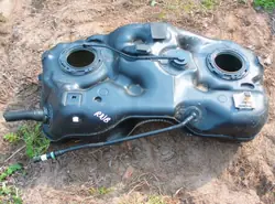 Réservoir à carburant Toyota Rav4 V Gen OEM - Occasion