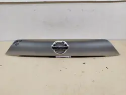 Garniture OEM caméra hayon Nissan Qashqai II J11
