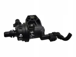 OEM 9896405 apuvesipumppu BMW 2 Active Tourerille