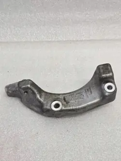 Support de compresseur climatisation OEM 31401869 Volvo