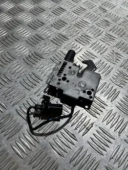 VW T-Roc Golf VIII Huvarm Länk Höger Vänster OEM