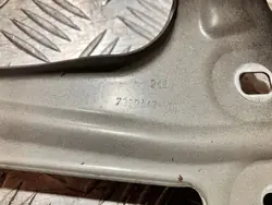 BMW Lokasuoja Kiinnike OEM 7329447 Vasen Etu X1 F48