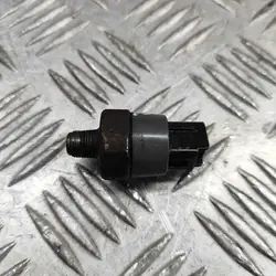 Sensor de presión de aceite VOLVO S90 2.0L 2019 OEM 31405635