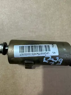 Válvula de bomba Mercedes SL R230 OEM 2303205153