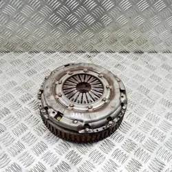 Conjunto de embreagem KIA CEE'D (JD) 1.6L 2012 OEM 4130032021