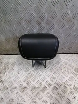 Ford Focus MK3 taka keskimmäinen pääntuki OEM MIP17025