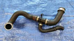 Tuyau d'eau Mercedes-Benz A2115018182
