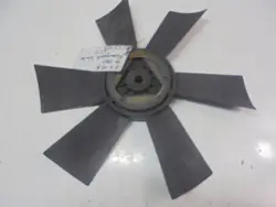 Mercedes-moottorin tuuletin OEM 1022050506 - Käytetty