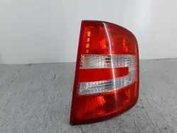 Luz Trasera Derecha Skoda Fabia I FL Sedán